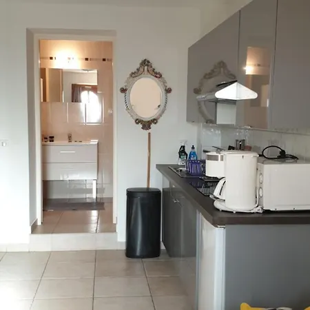 Апартаменти Meuble-juan Pins-logt2 Антіб